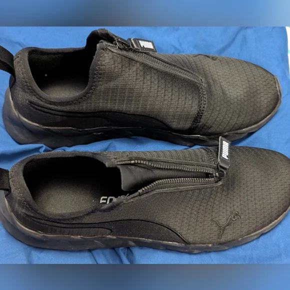 Puma Black Slip-On Sneakers Size 10 Zip Closure Like New - Picture 7 of 16